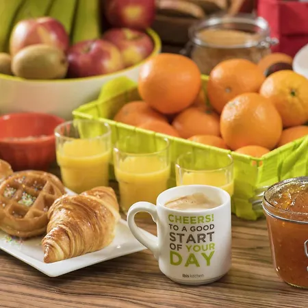 Ibis Styles Centre 3*