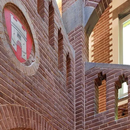 Berlage Hotel, Bw Signature Collection Hotel 4*