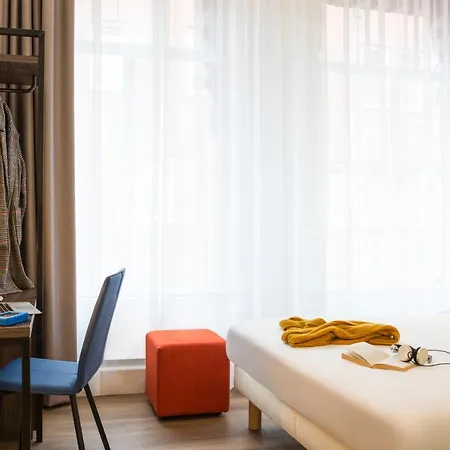 ホテル Ibis Styles Centre 3*